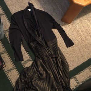 Size large Deanne NWOT. golden bottom wrap dress